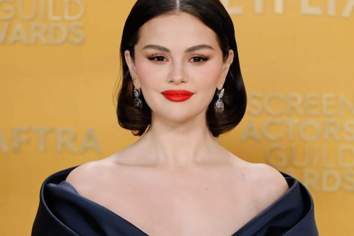 How Selena Gomez Insecurities Inspired The Song Younger And Hotter Than Me